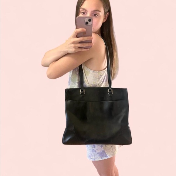 Liz Claiborne Handbags - Elegant Black Leather Tote Bag